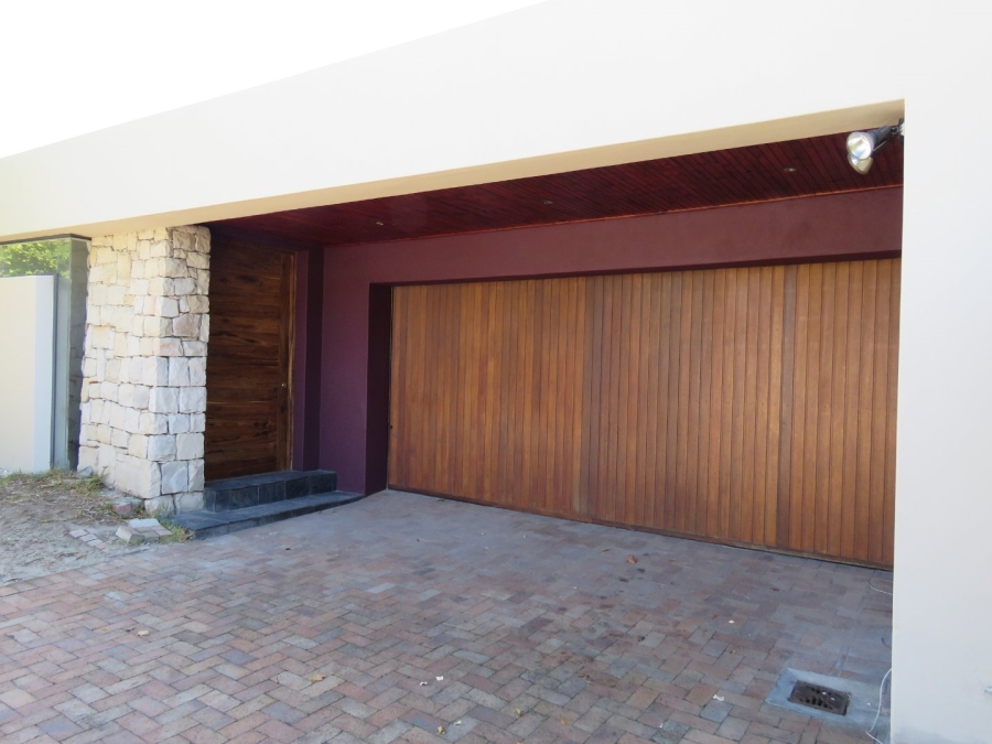 To Let 3 Bedroom Property for Rent in Rondebosch Western Cape